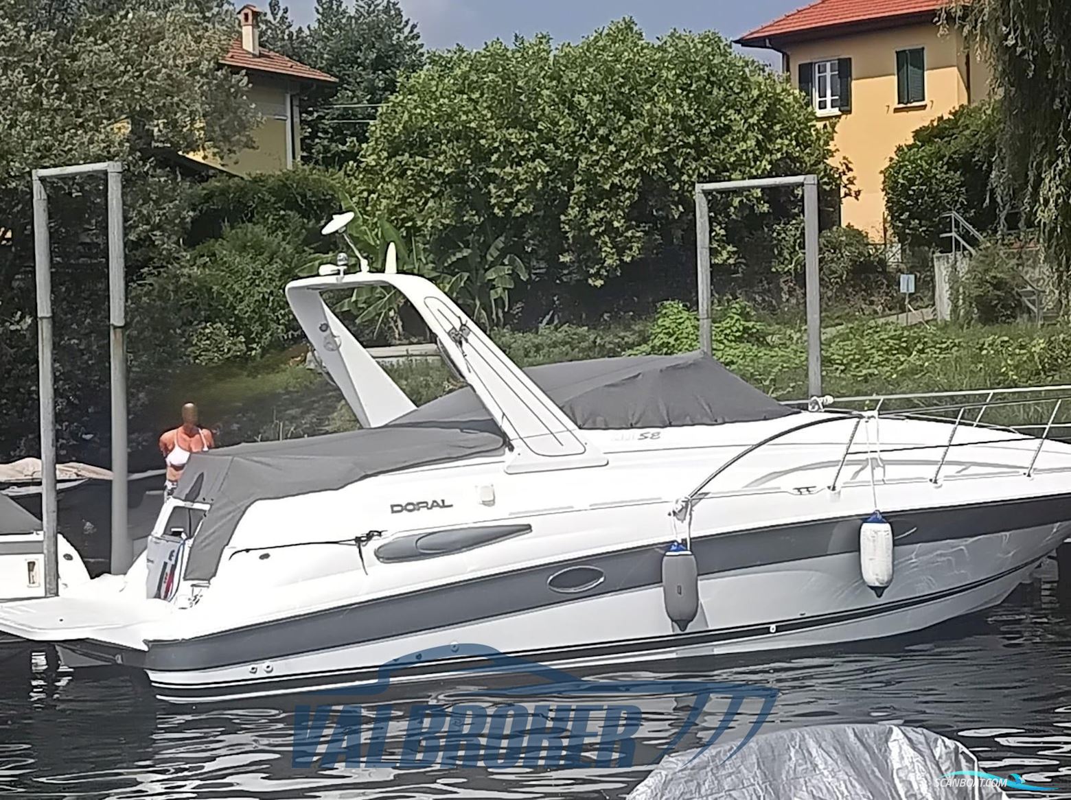 Doral 300 SE Motorboten 1999, met Mercruiser Mcm 4.3 LH motor, Italië