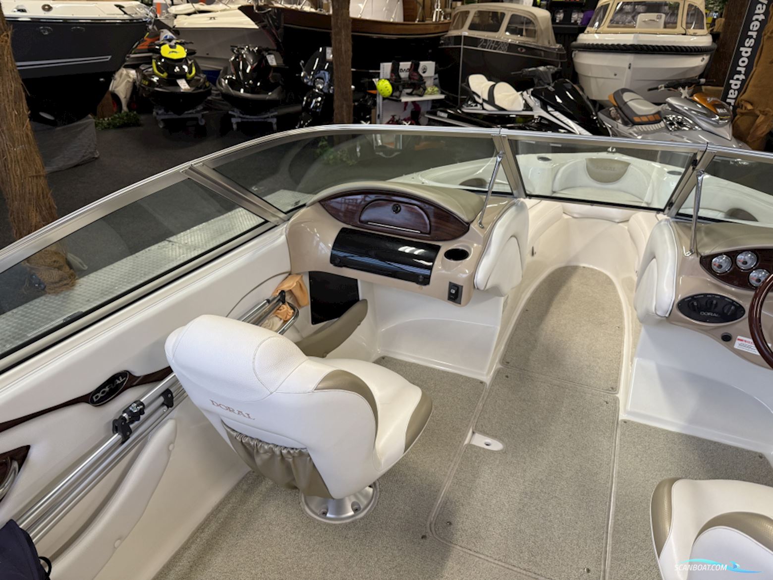 Doral Bowrider 20