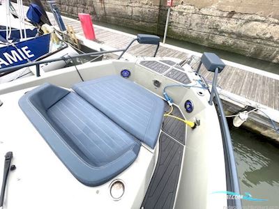 Dromeas D28 WA Motorboten 2021, met Yamaha V6 4 Stroke motor, United Kingdom