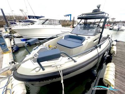 Dromeas D28 WA Motorboten 2021, met Yamaha V6 4 Stroke motor, United Kingdom