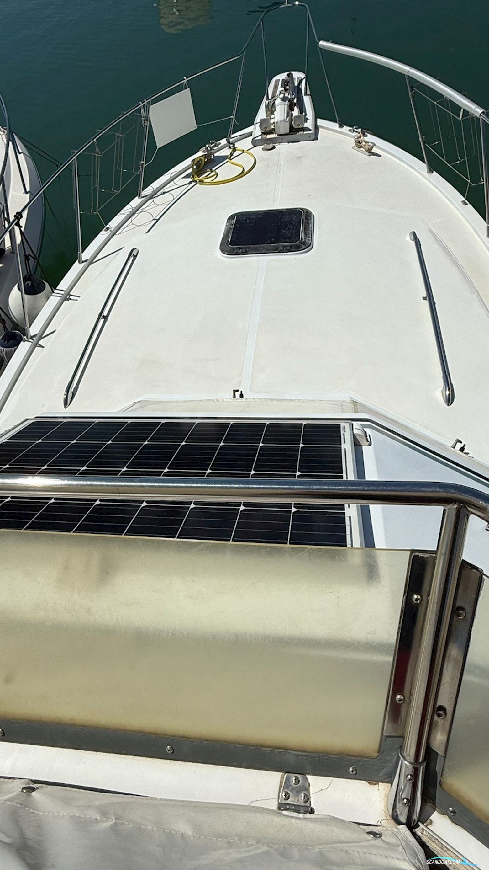 Edership 37 Aft Cabin