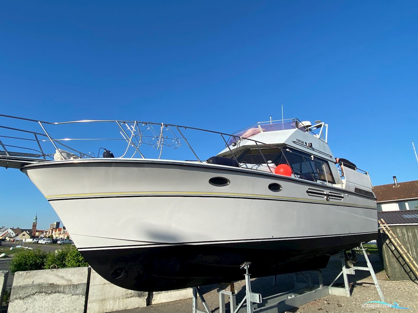 Edership 37 Fly Motorboten 1988, met Volvo Penta motor, Denemarken