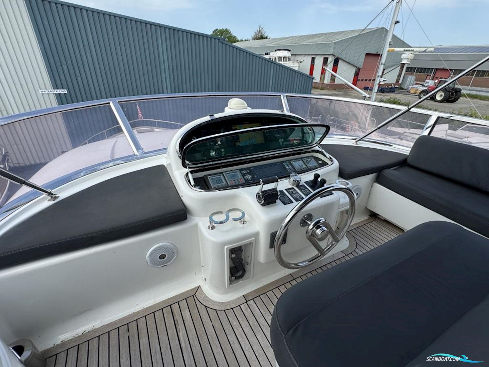 Elegance 64 Garage