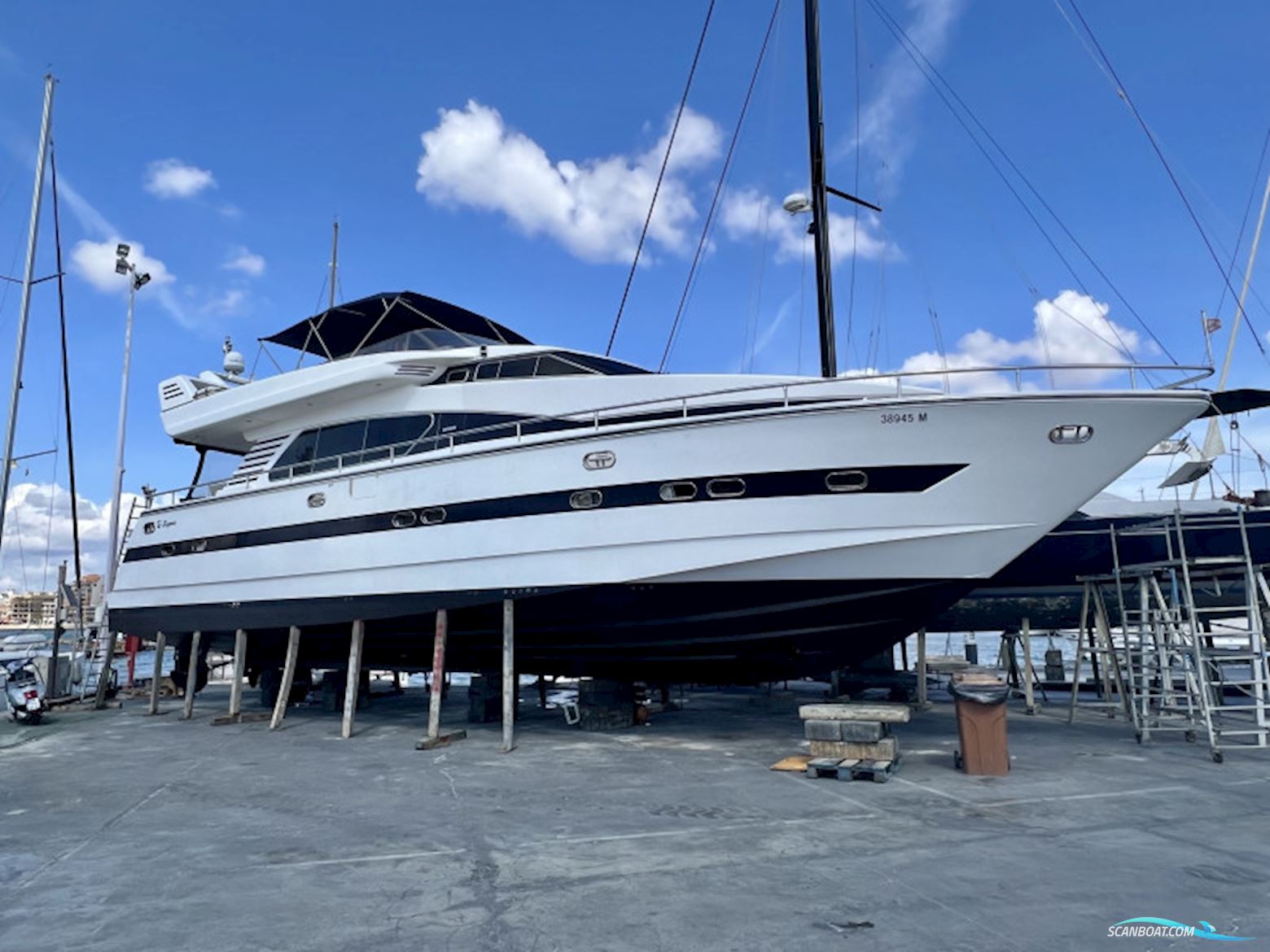 Elegance 70 Flybridge Motorboten 1997, met Cat 3412 motor, Spain