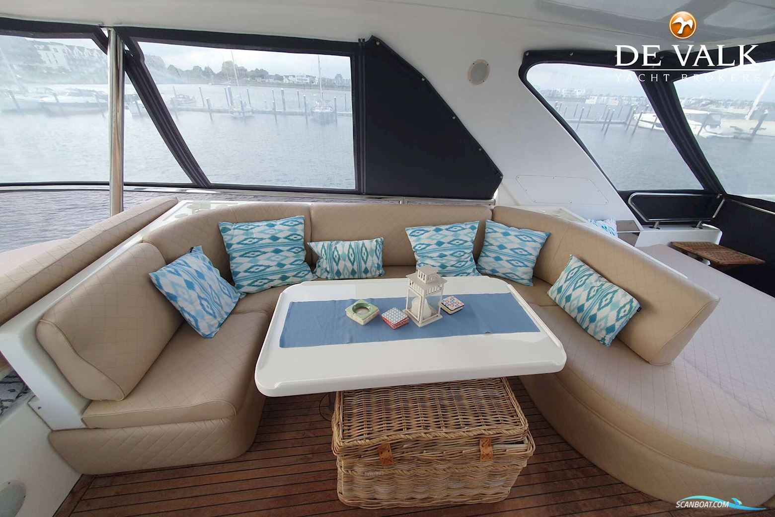 Elegance 72