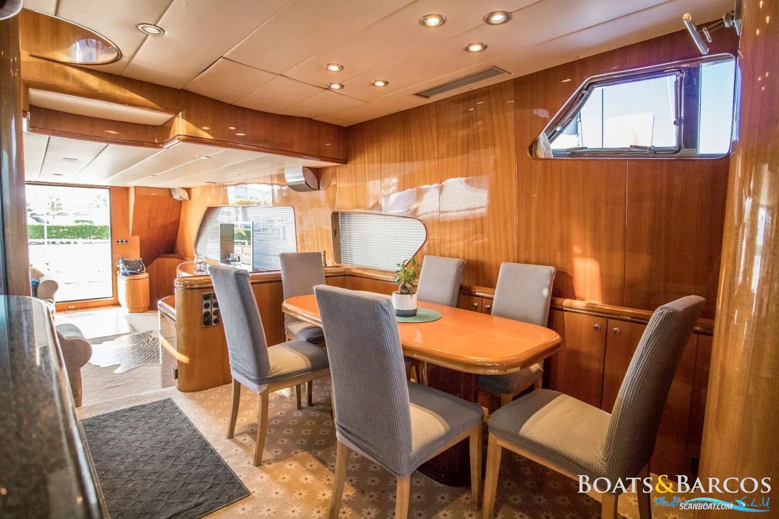 Elegance 76