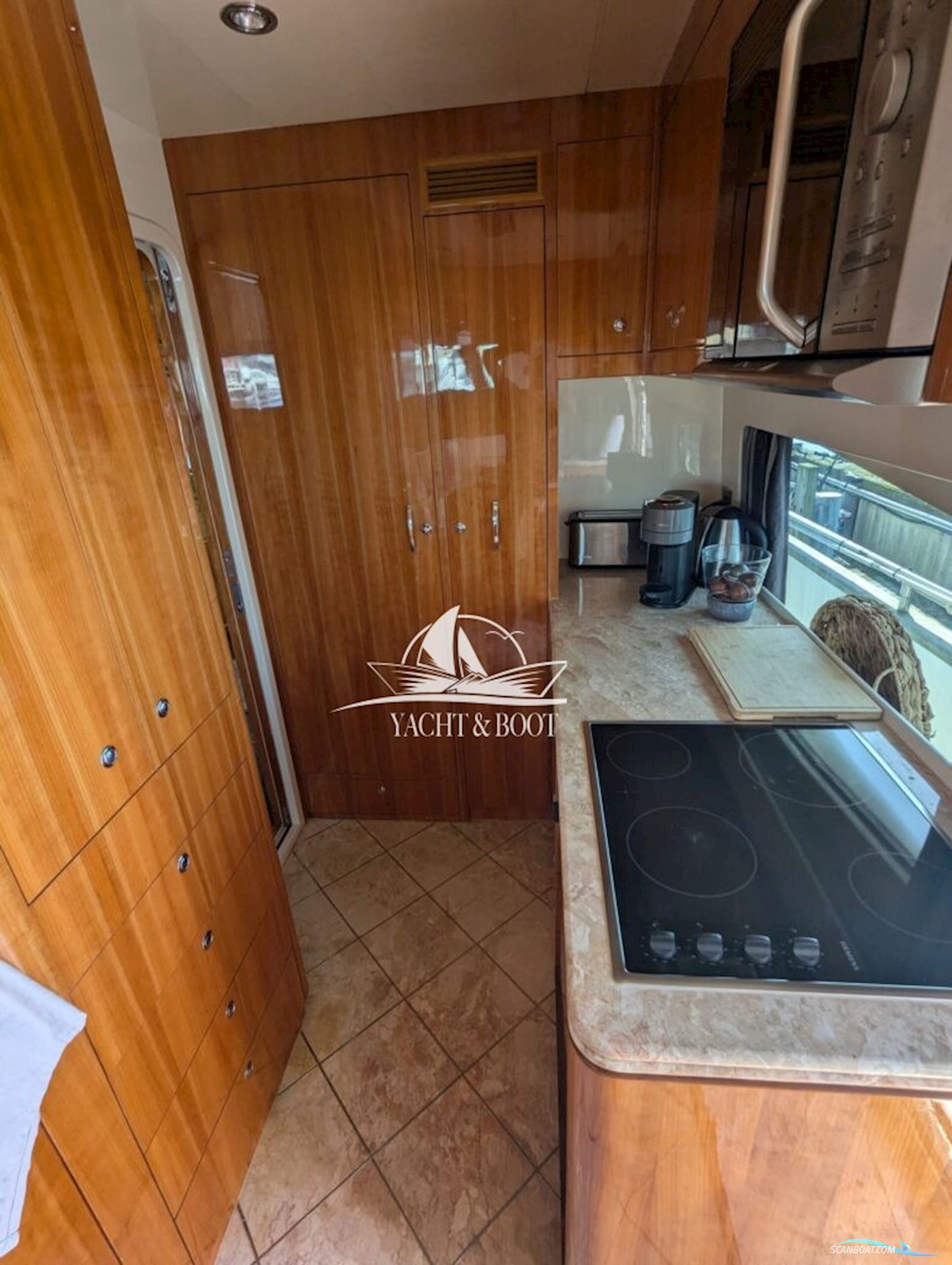 Elegance Yachts Elegance 72