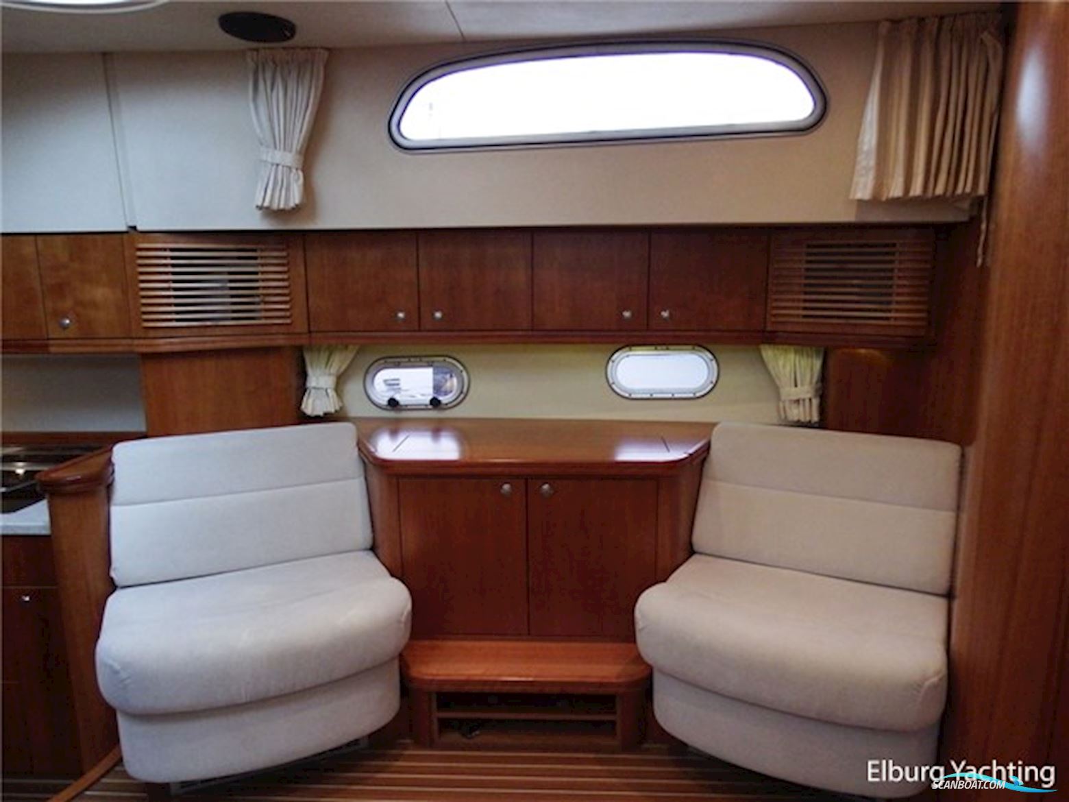 Elling E4 Ultimate - France Proof