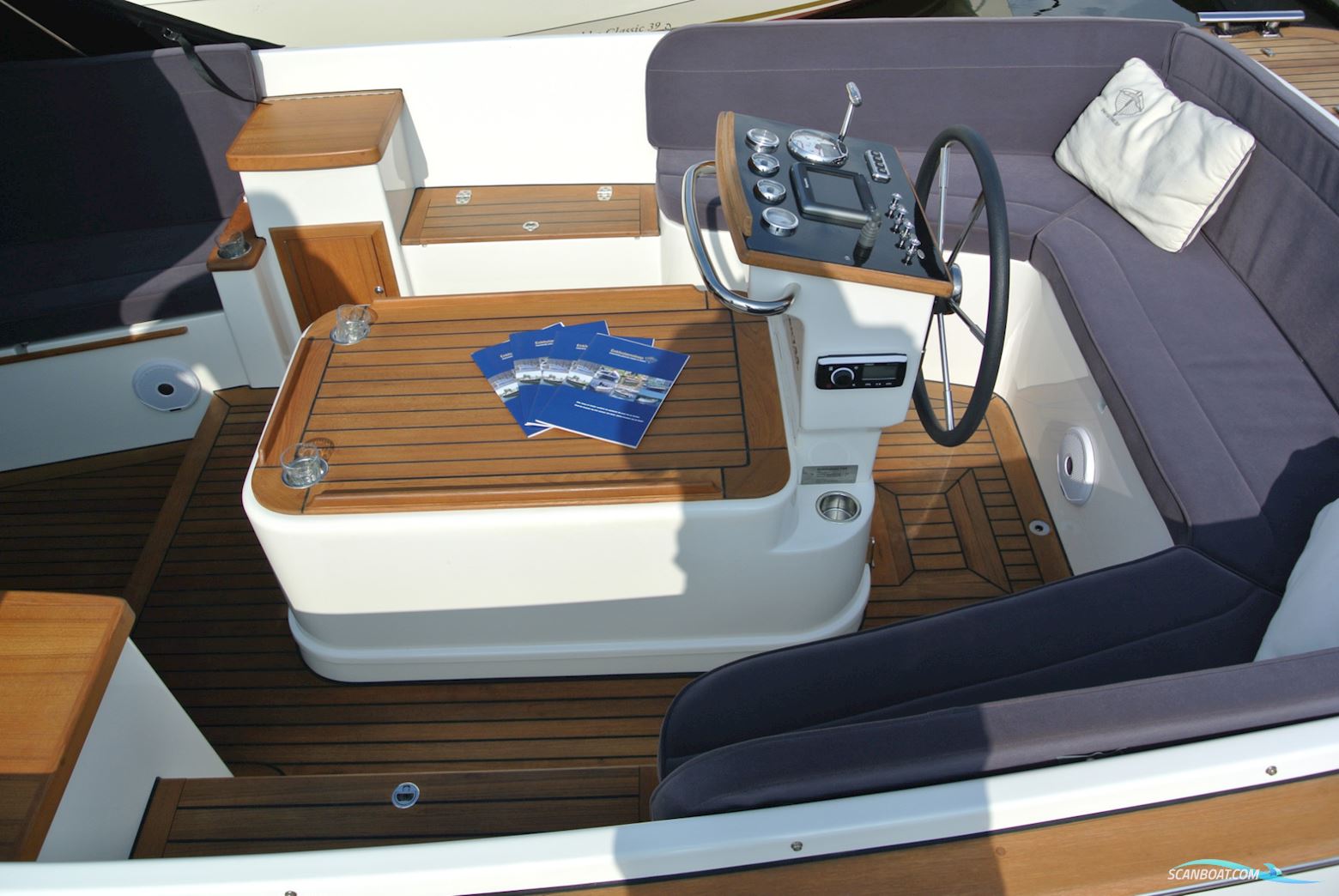 Enkhuizen Tender 744