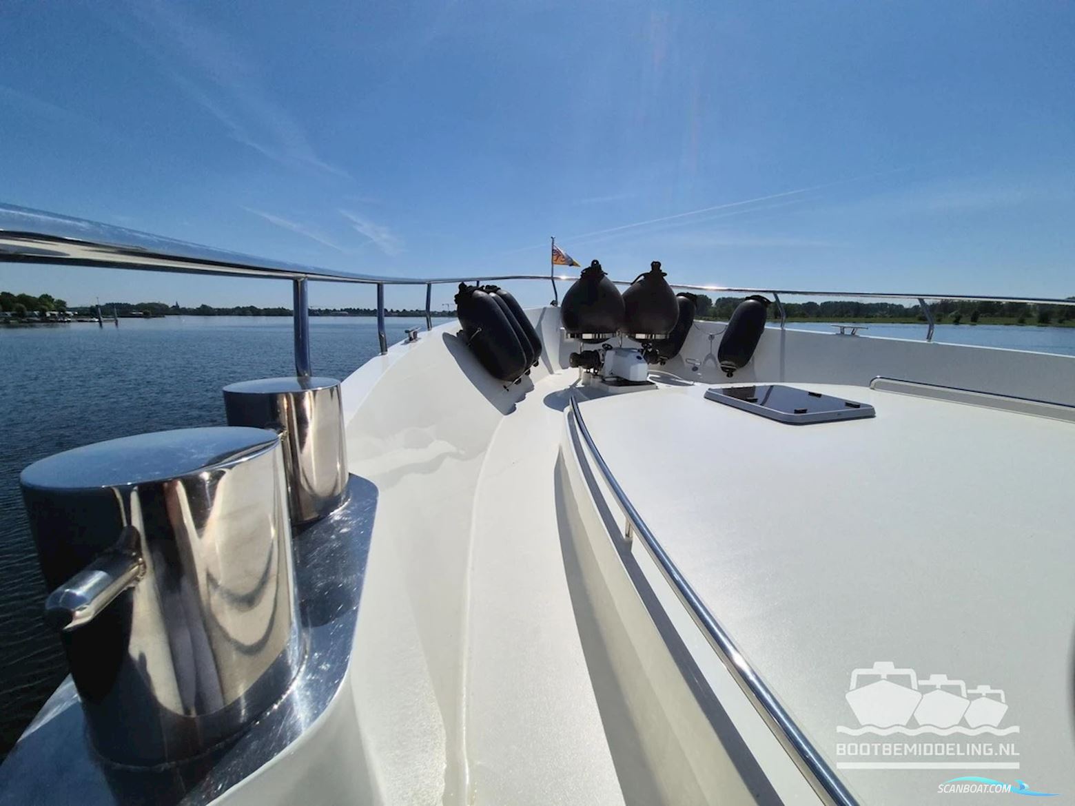 Euroship 1900 Pilothouse