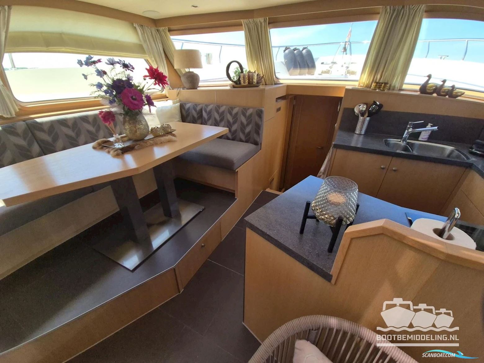 Euroship 1900 Pilothouse