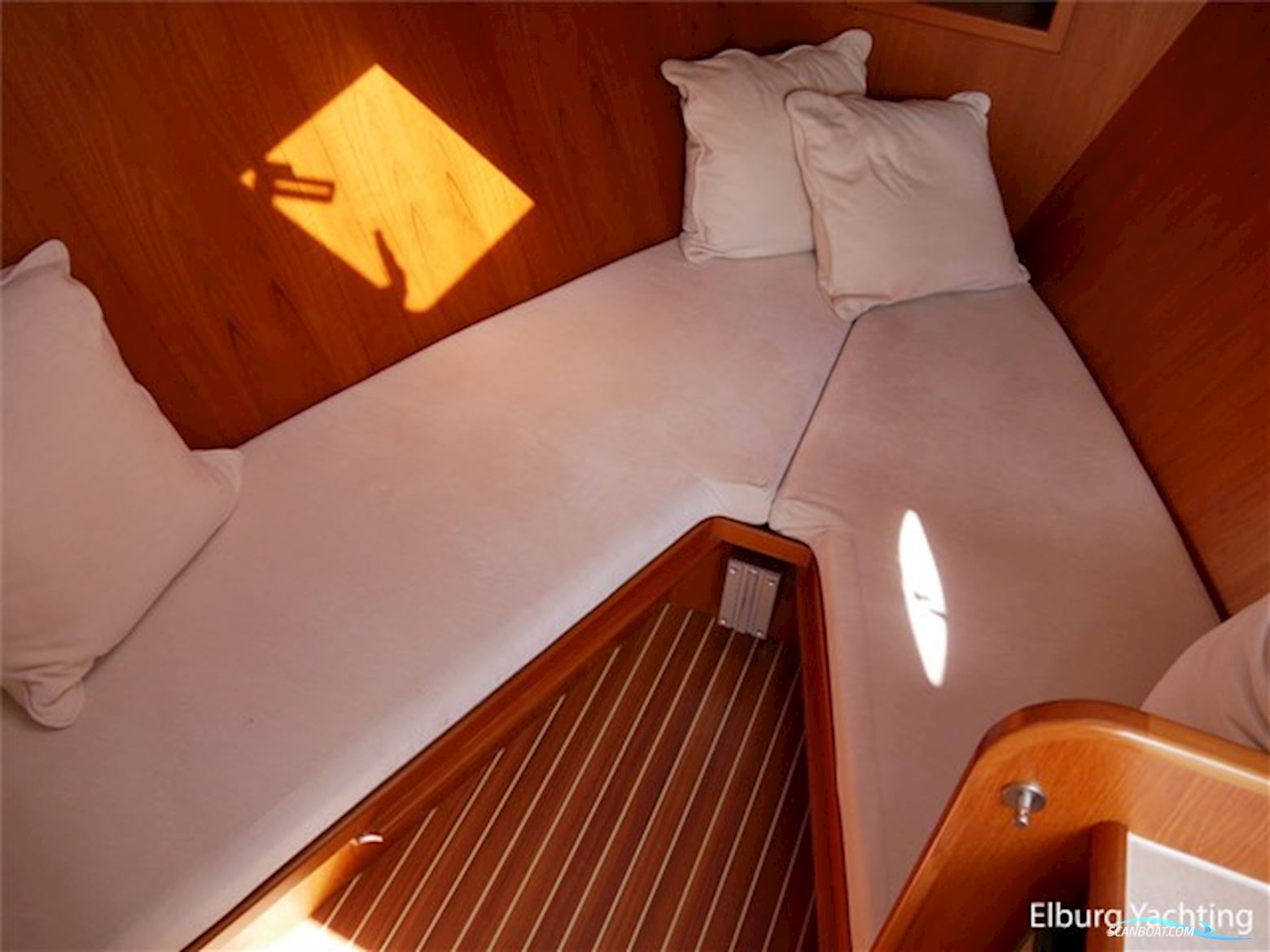 Euroship 33,3ft. Custombuilt Cabinsloep