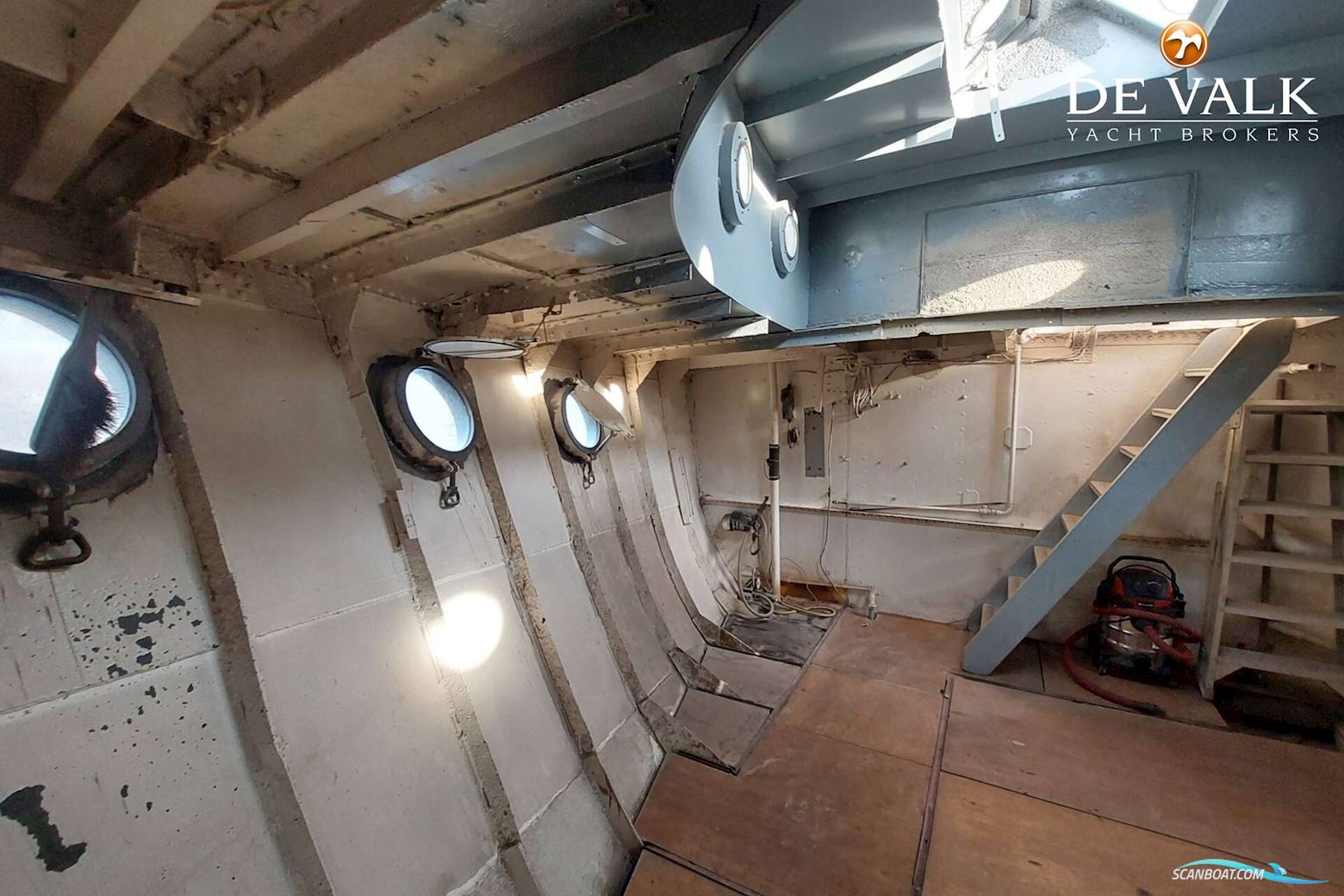 EX-DIRECTIE/INSPECTIE VAARTUIG KROMHOUT