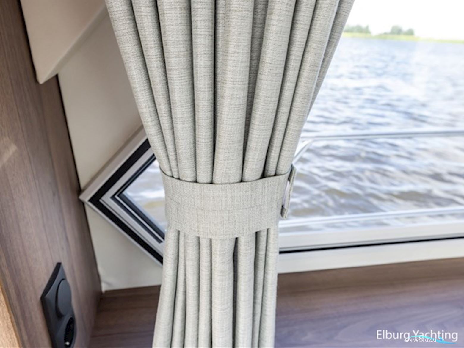 Excellent 1000 - Touring 