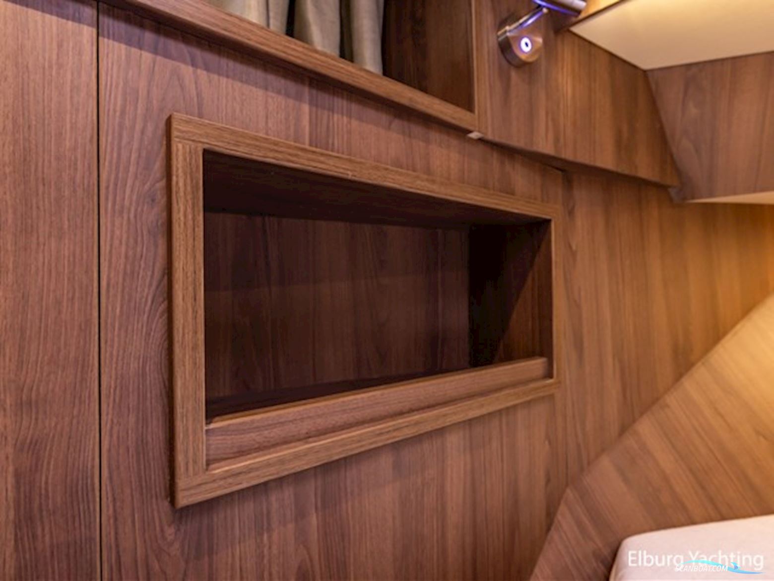 Excellent 1000 - Touring