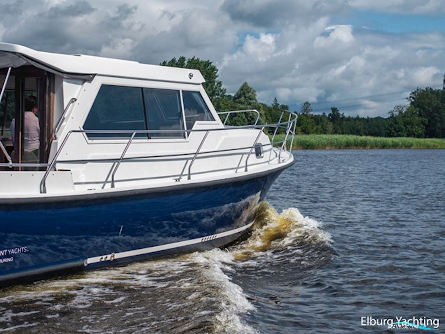 Excellent 1000 - Touring