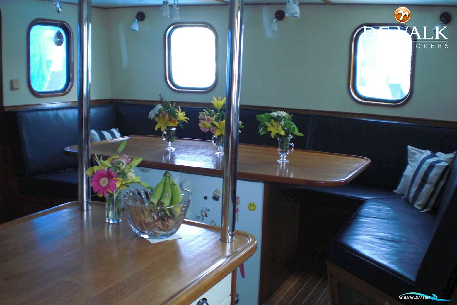 Expedition Vessel Long Range 29M