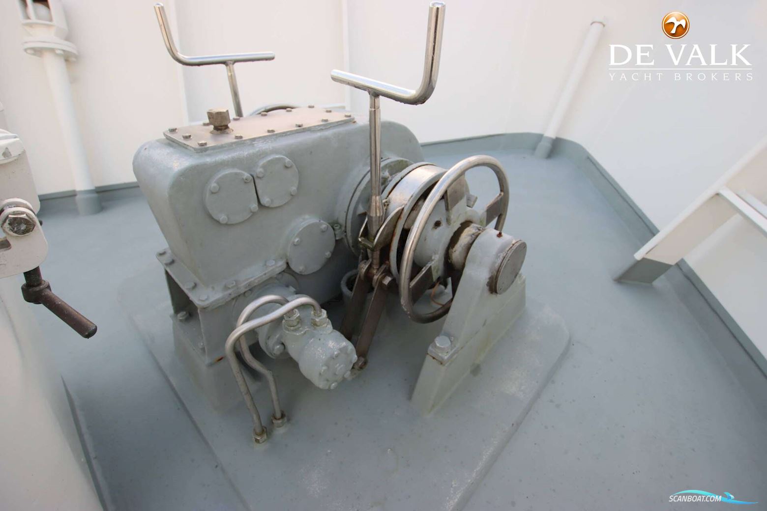 EXPLORER Motor Yacht