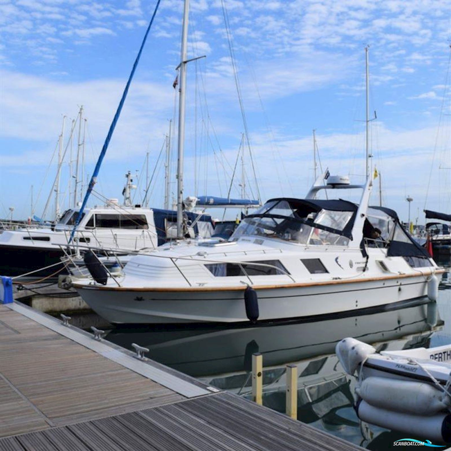 Fairey Fantome Motorboten 1973, met 2 x Ford Sabre Dover 2726T 212C motor, United Kingdom