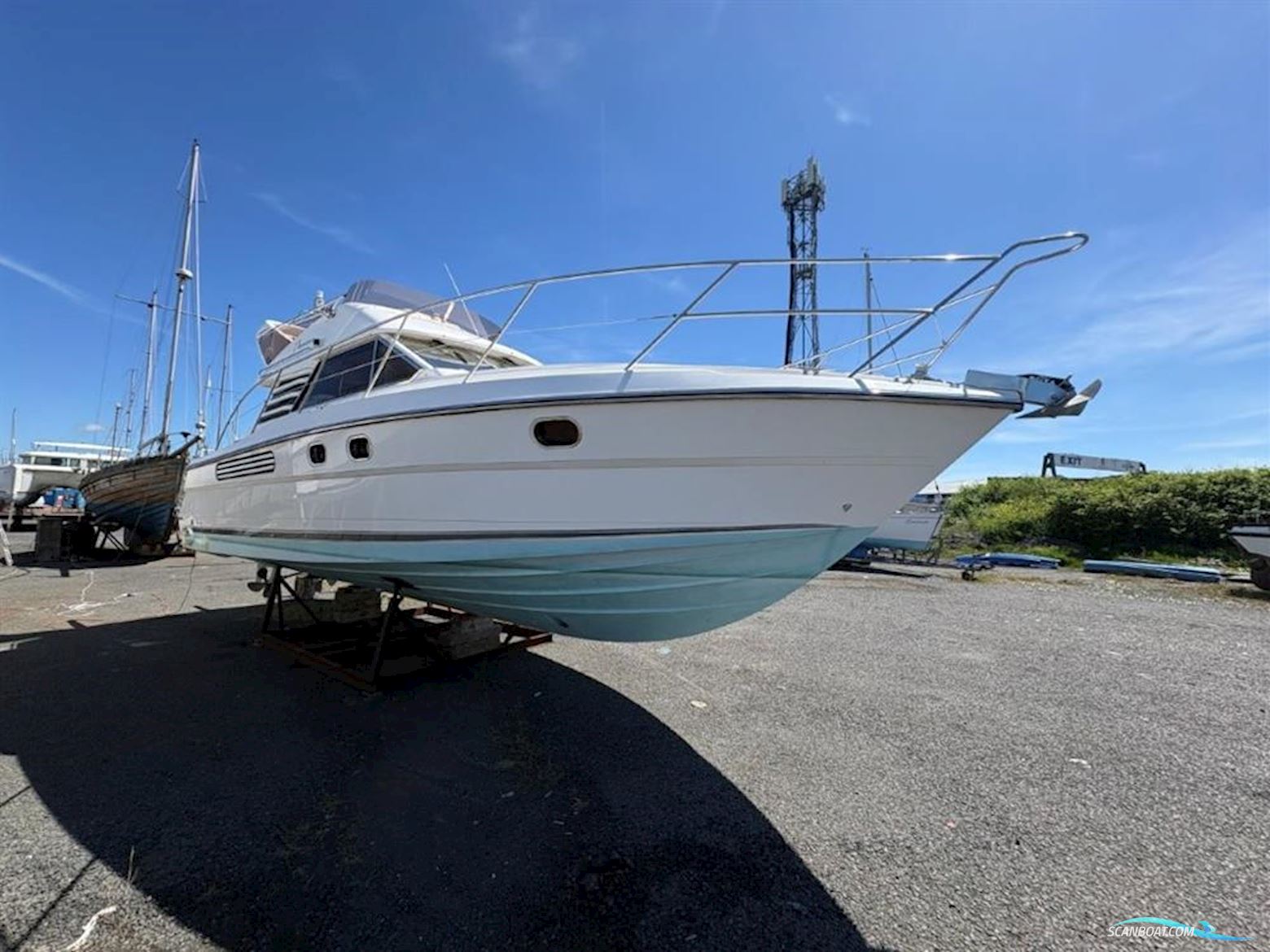 Fairline  Phantom 37