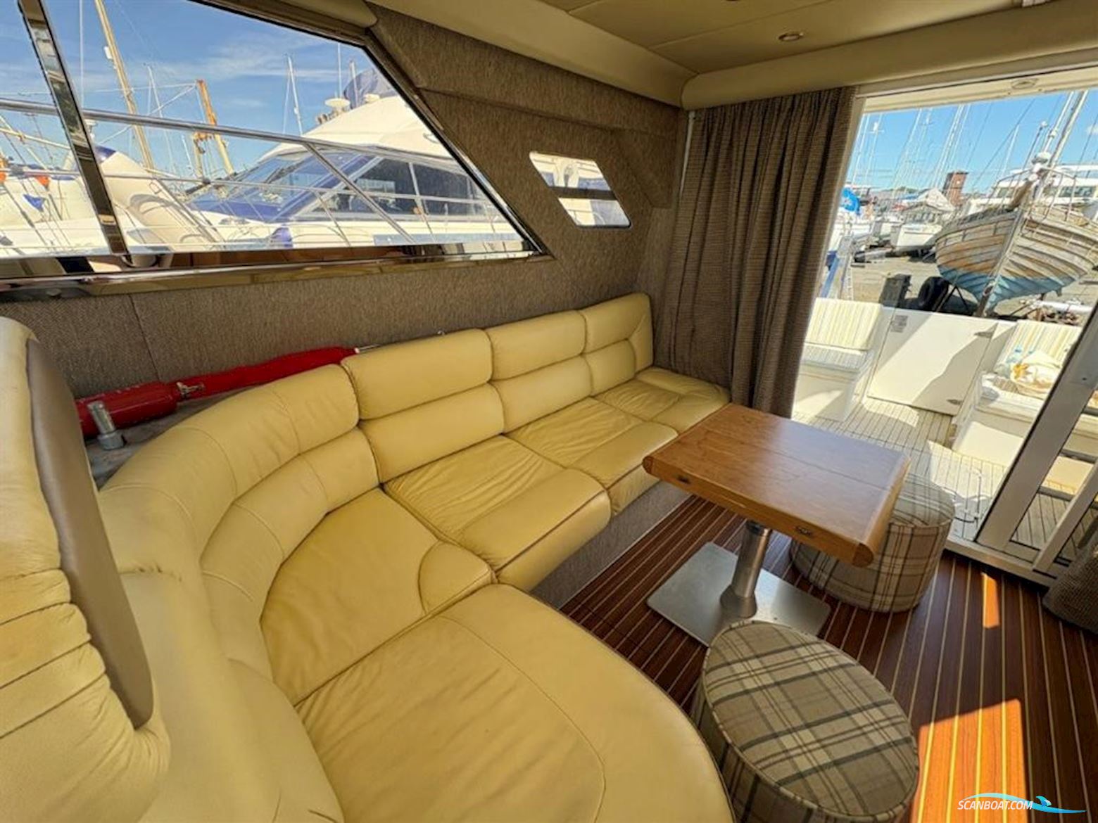 Fairline  Phantom 37