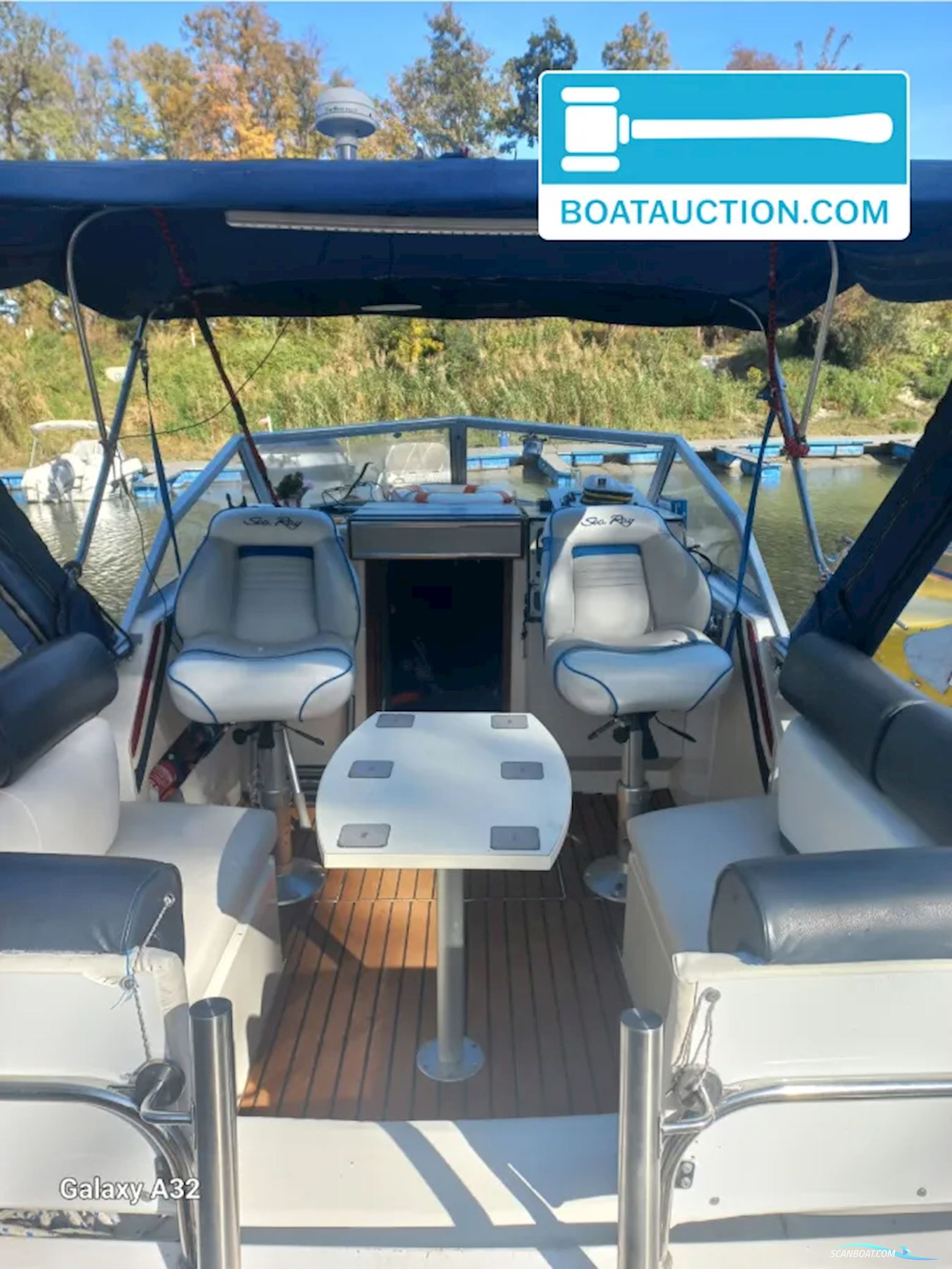Fairline 21
