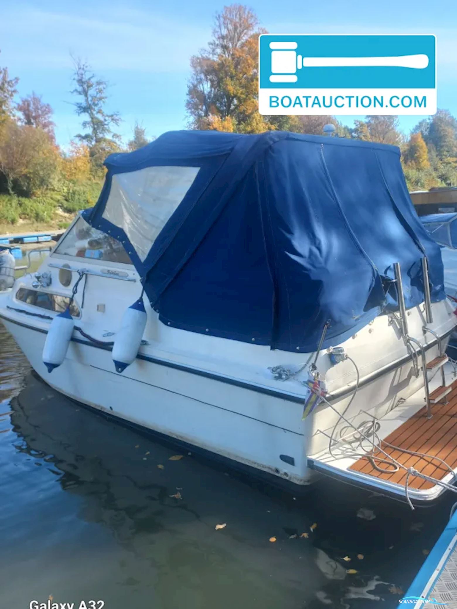 Fairline 21