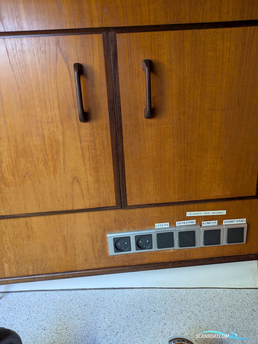 Fairline 31 Corniche