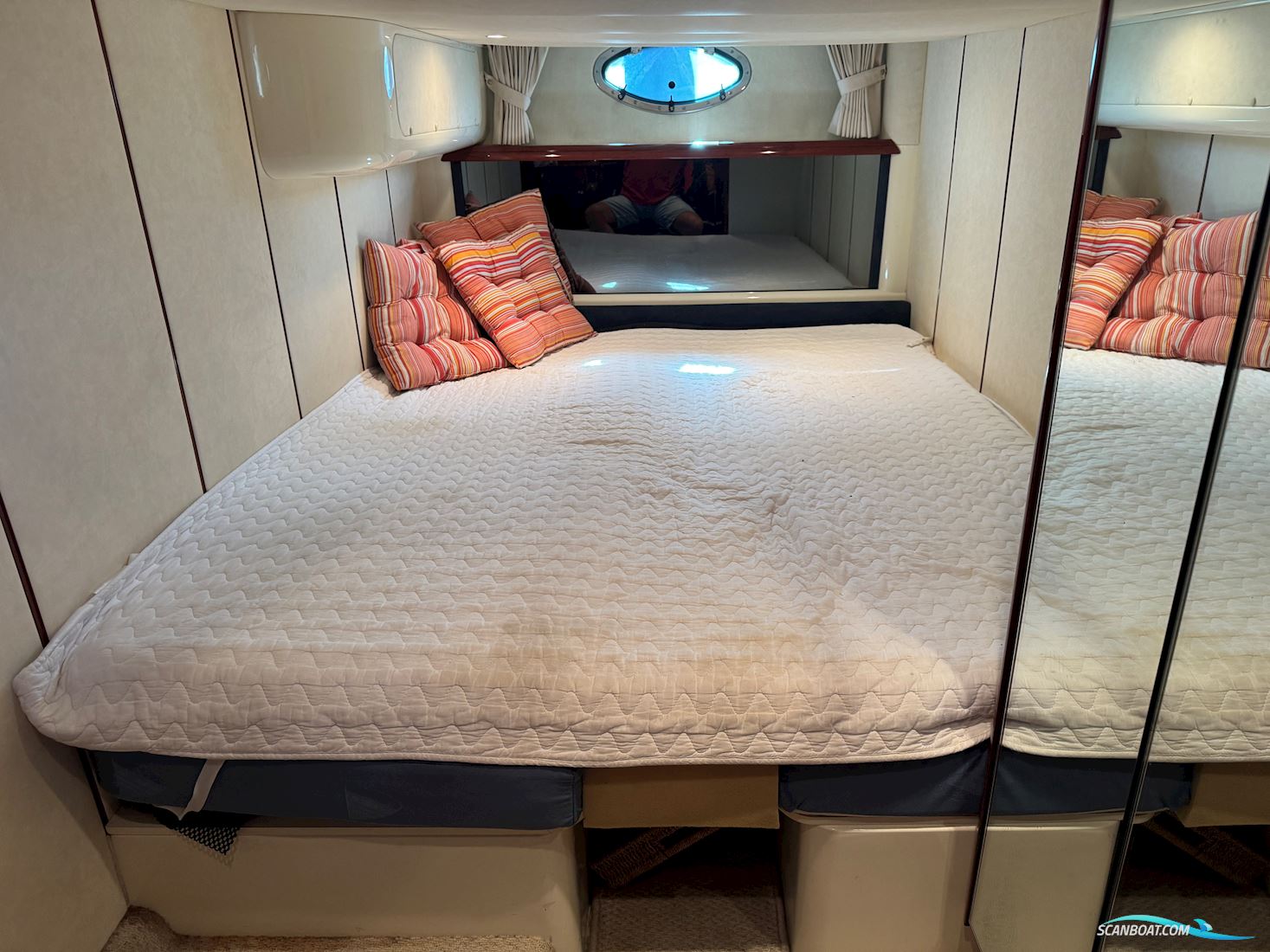 Fairline 43