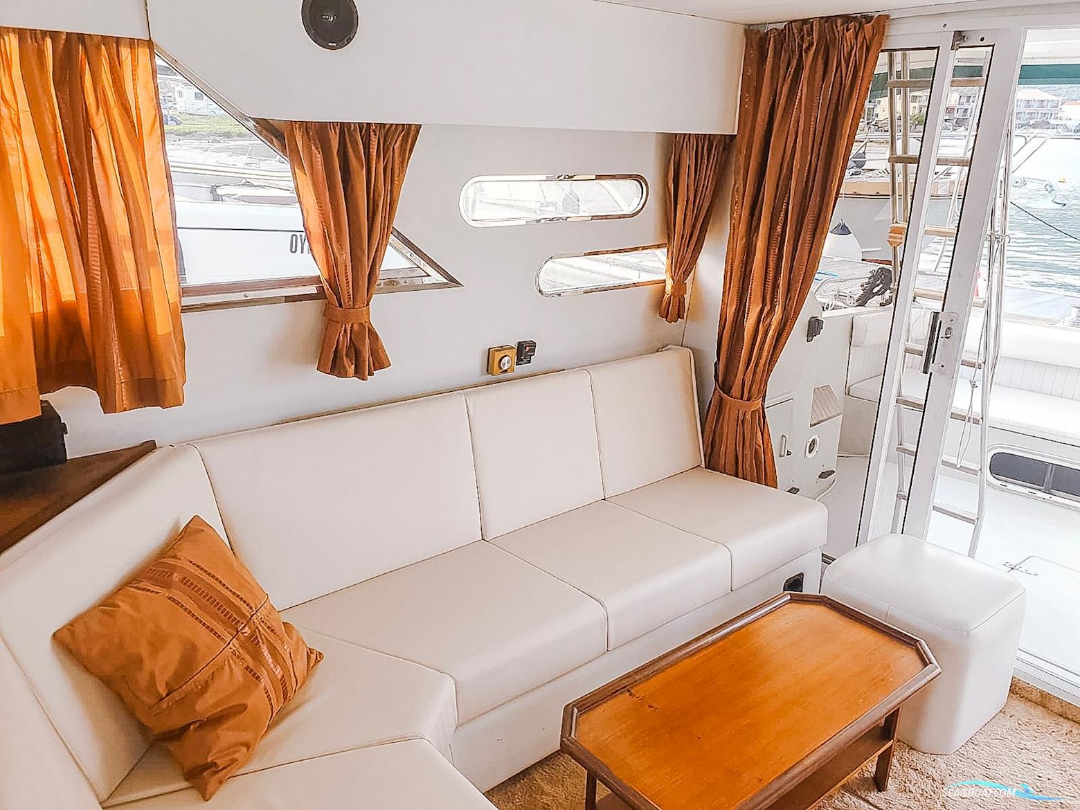 Fairline 43
