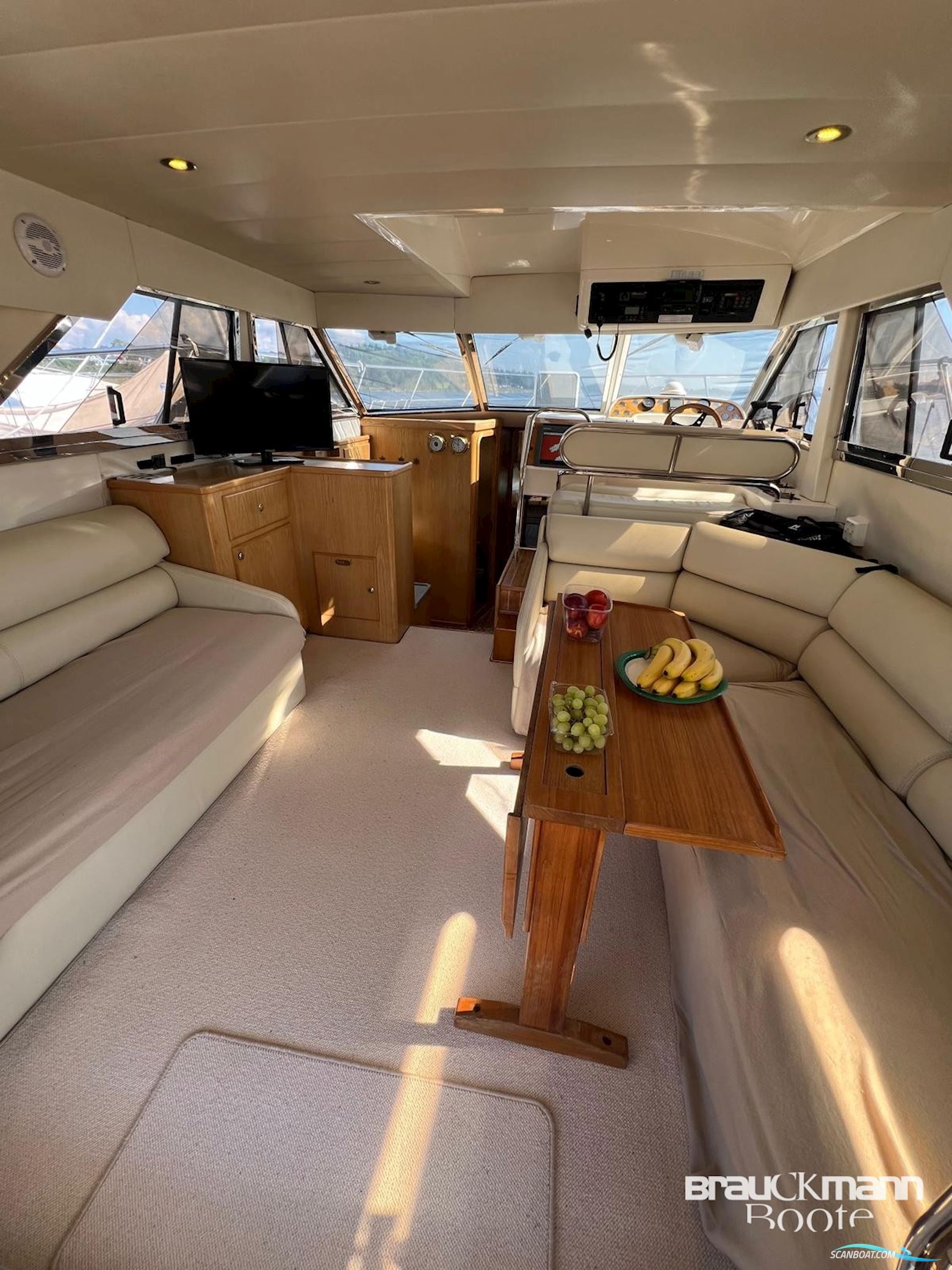 Fairline 43