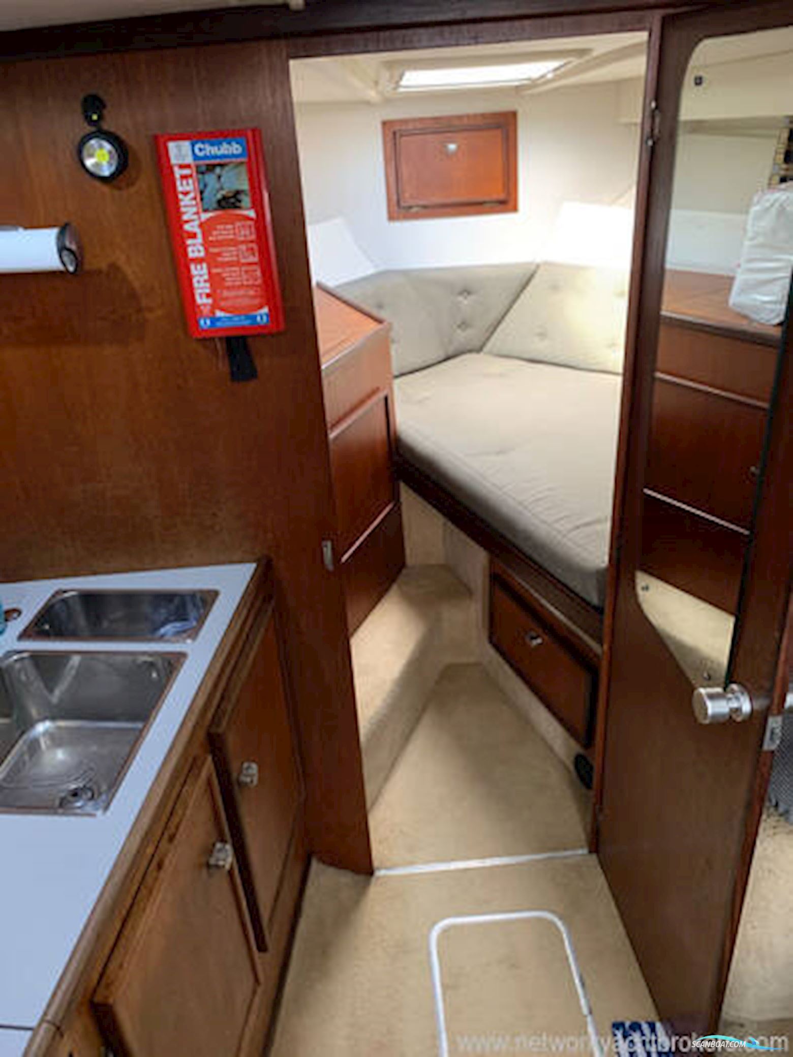 Fairline Corniche