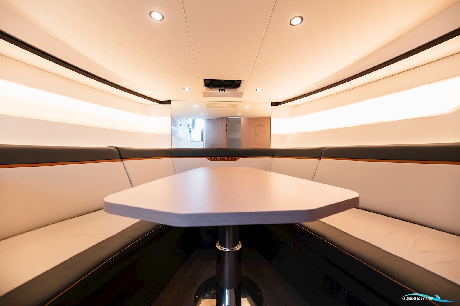 Fairline F Line 33