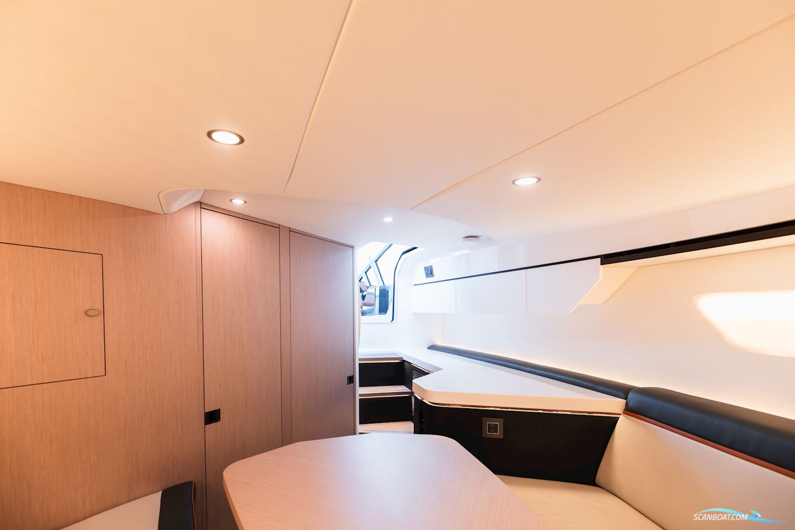 Fairline F Line 33