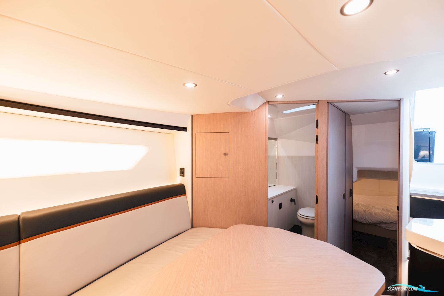 Fairline F Line 33