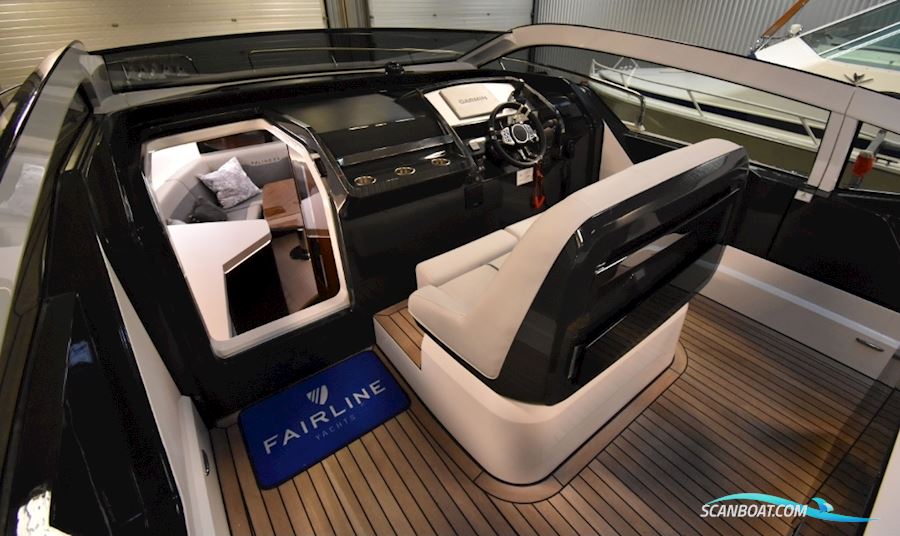 Fairline F//Line 33