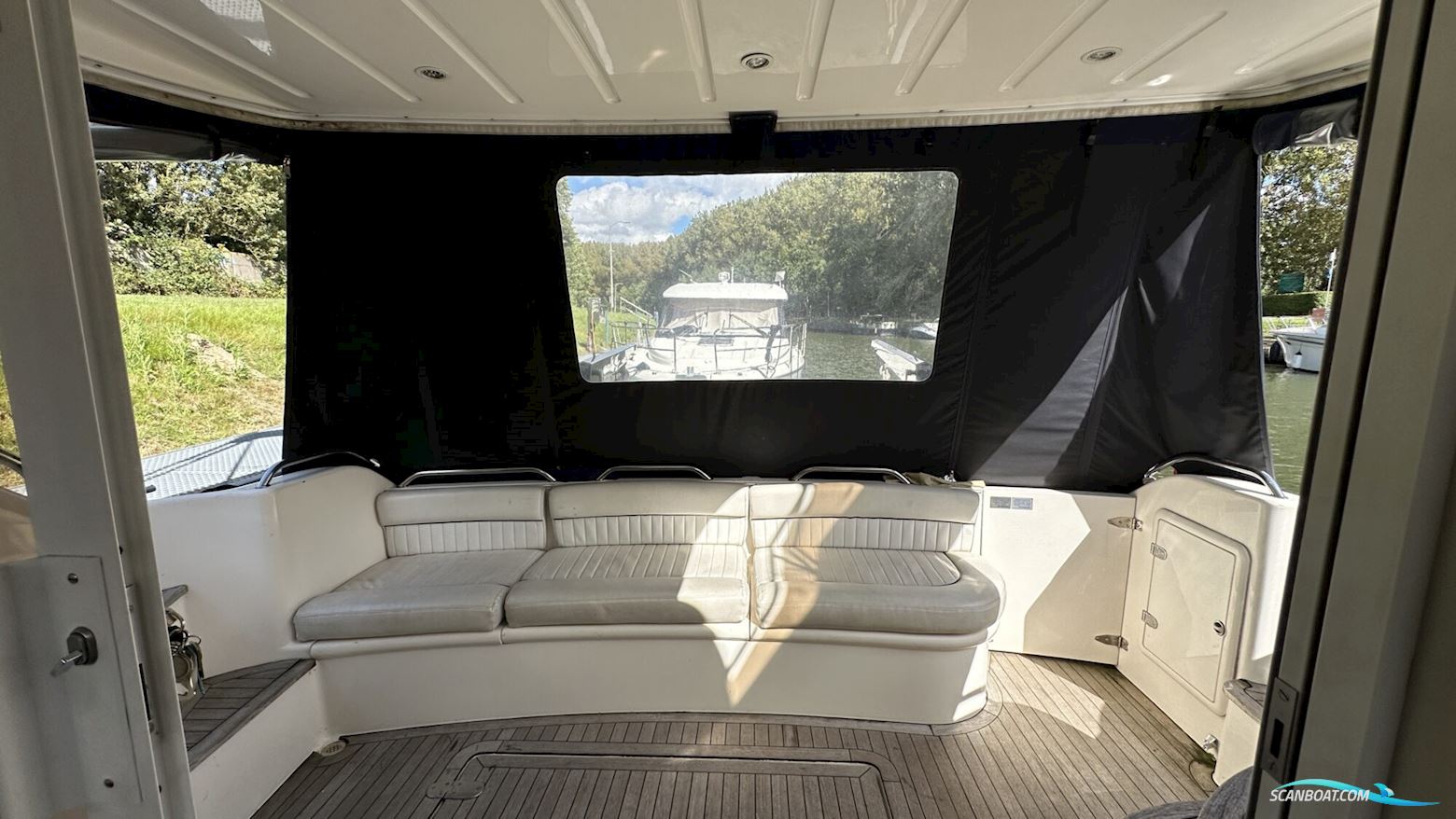Fairline Phantom 40 Flybridge