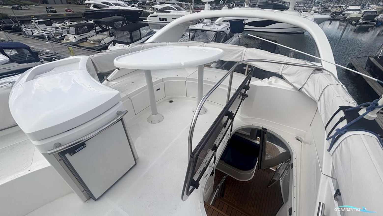 Fairline PHANTOM 40