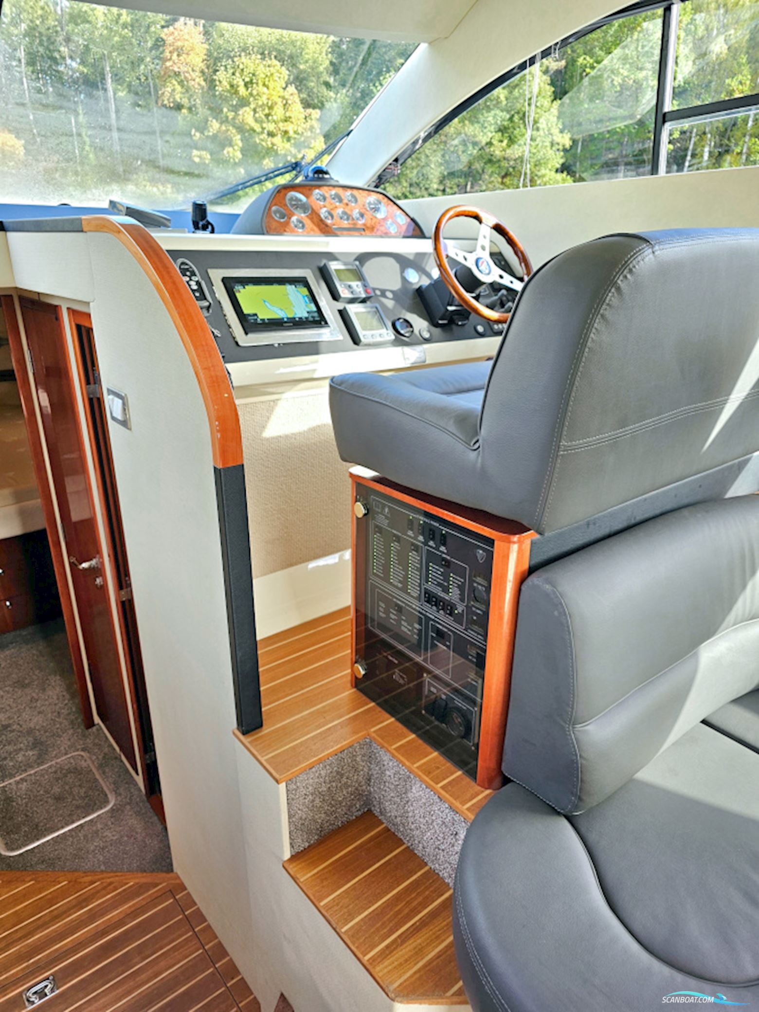 Fairline Phantom 40 Volvo Penta D6-370 EVC