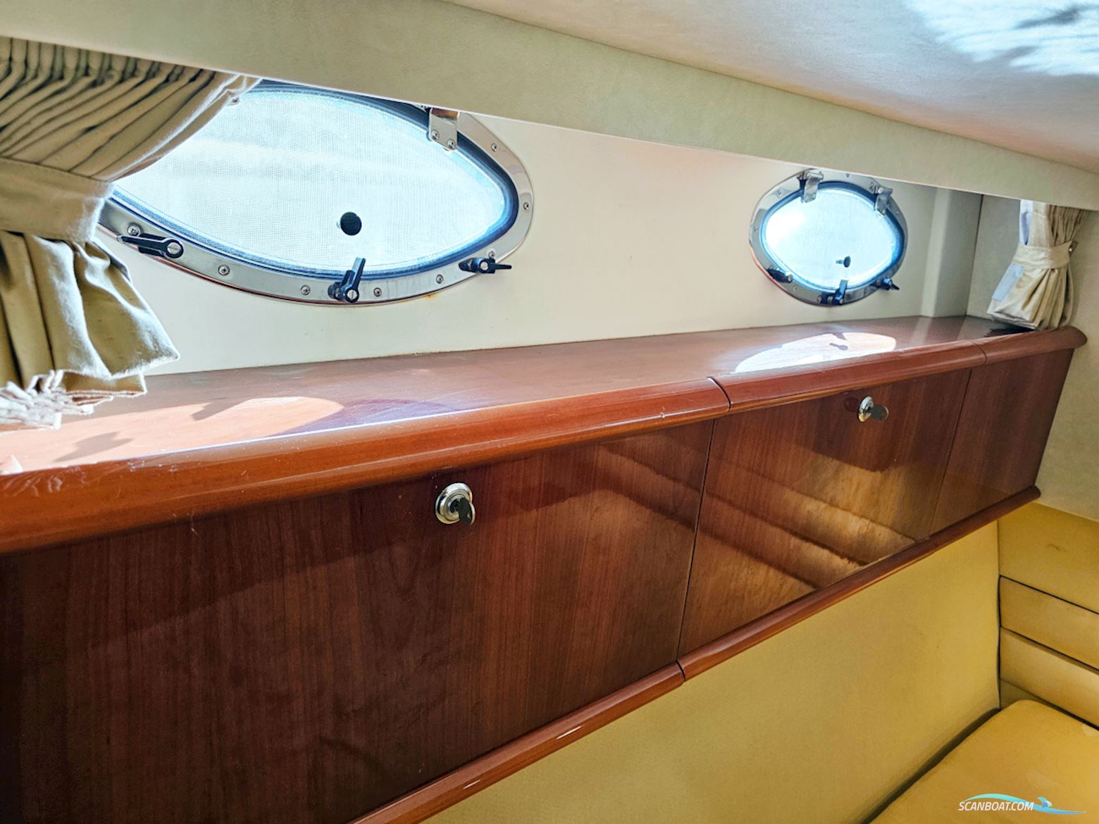 Fairline Phantom 40 Volvo Penta D6-370 EVC