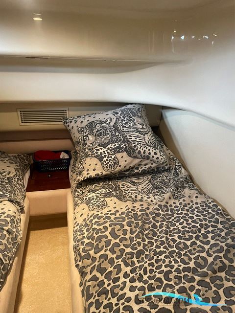 Fairline Phantom 43-Reserveret