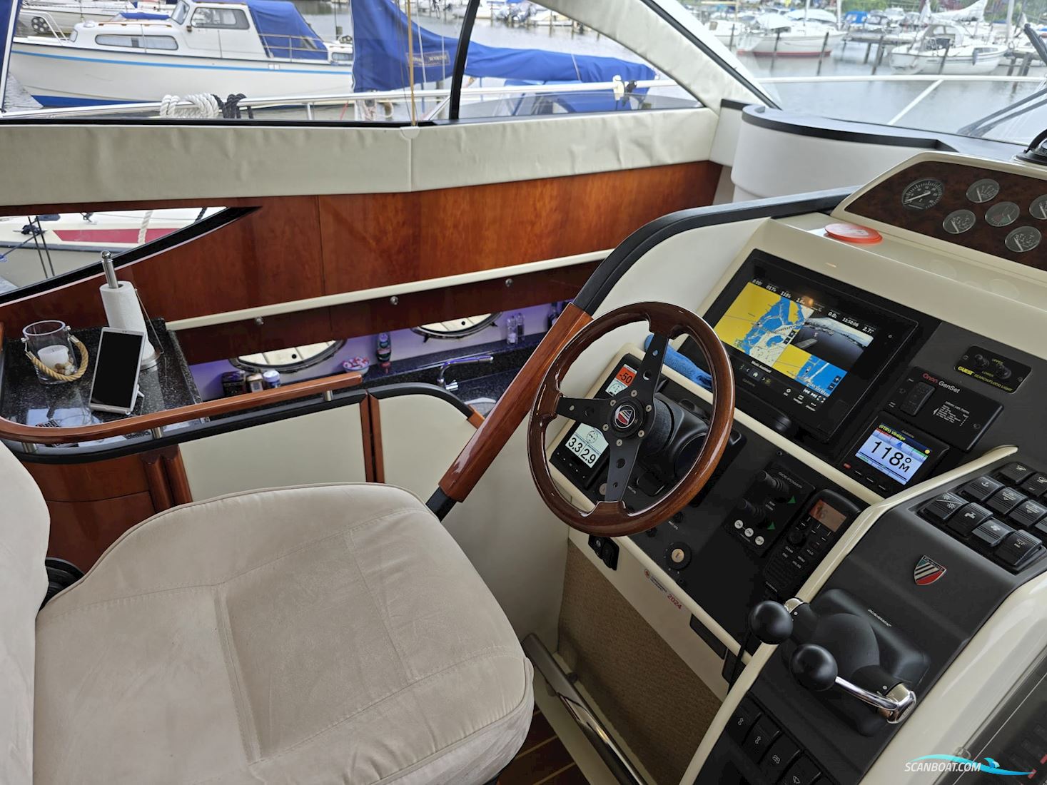 Fairline Phantom 43