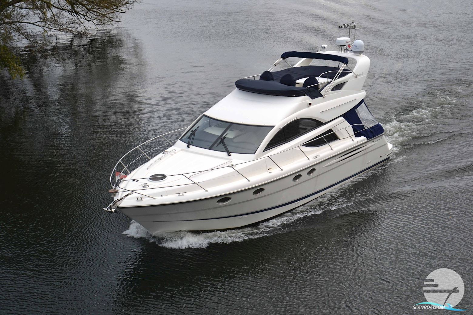 Fairline Phantom 43