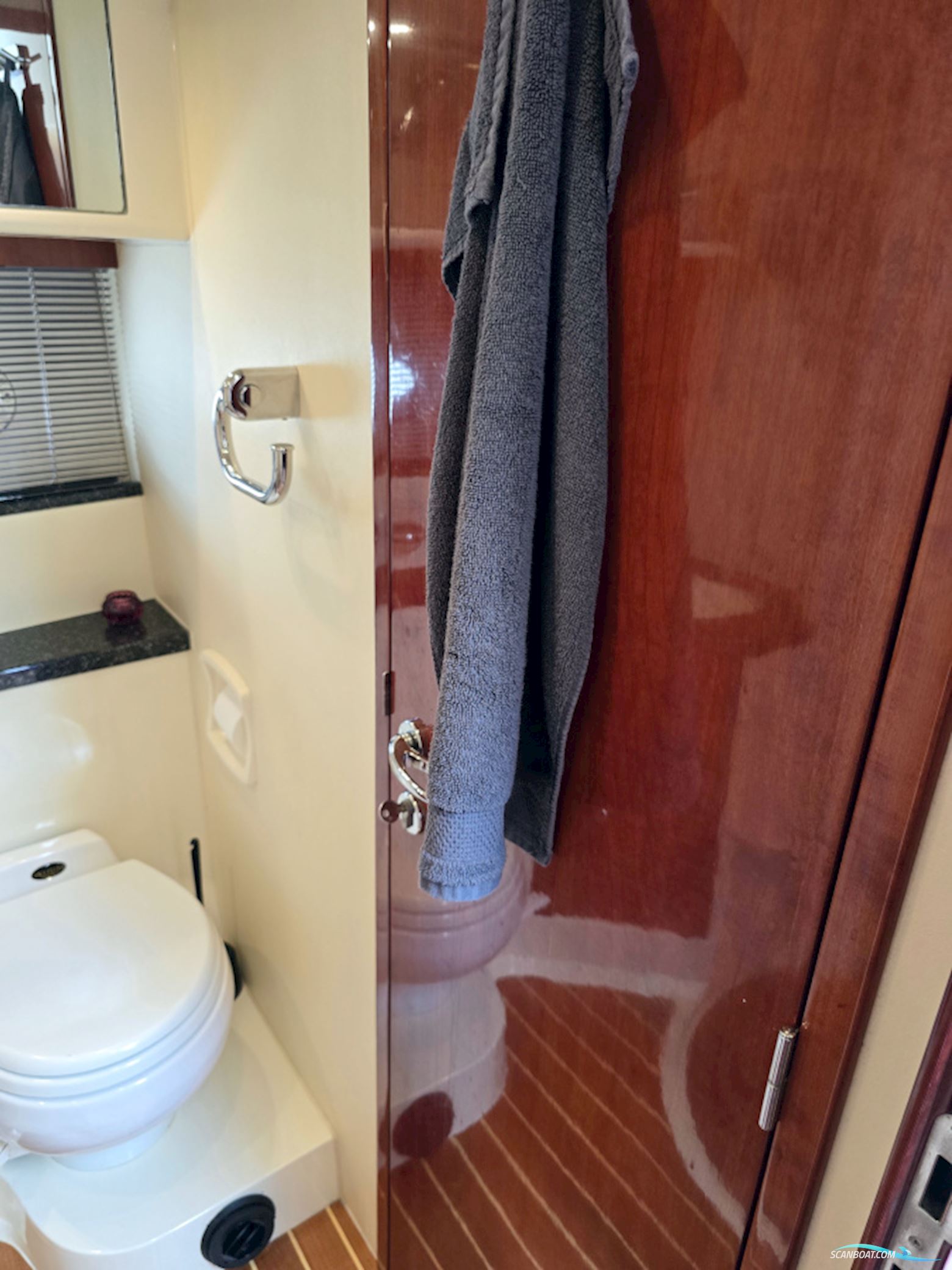 Fairline Phantom 43 Volvo Penta Tamd 74P-A