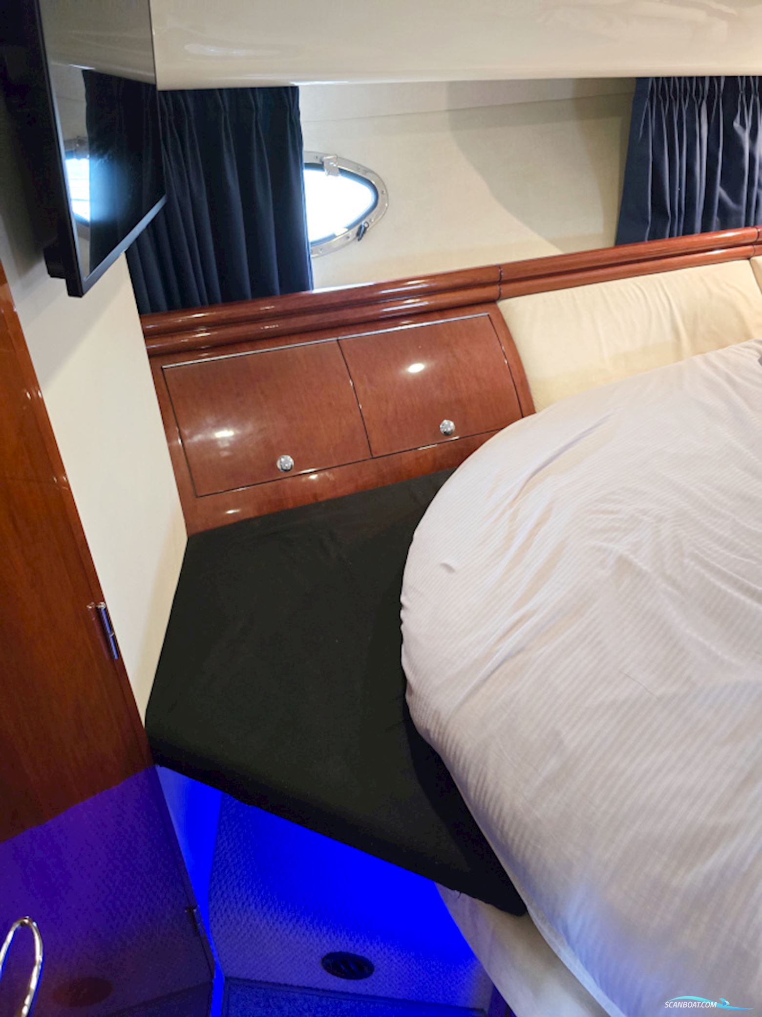 Fairline Phantom 43 Volvo Penta Tamd 74P-A