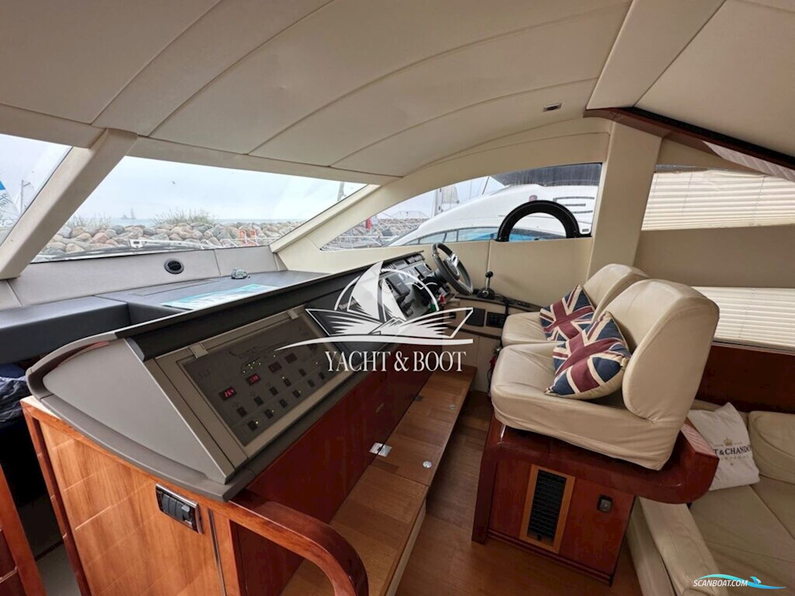 Fairline Phantom 48