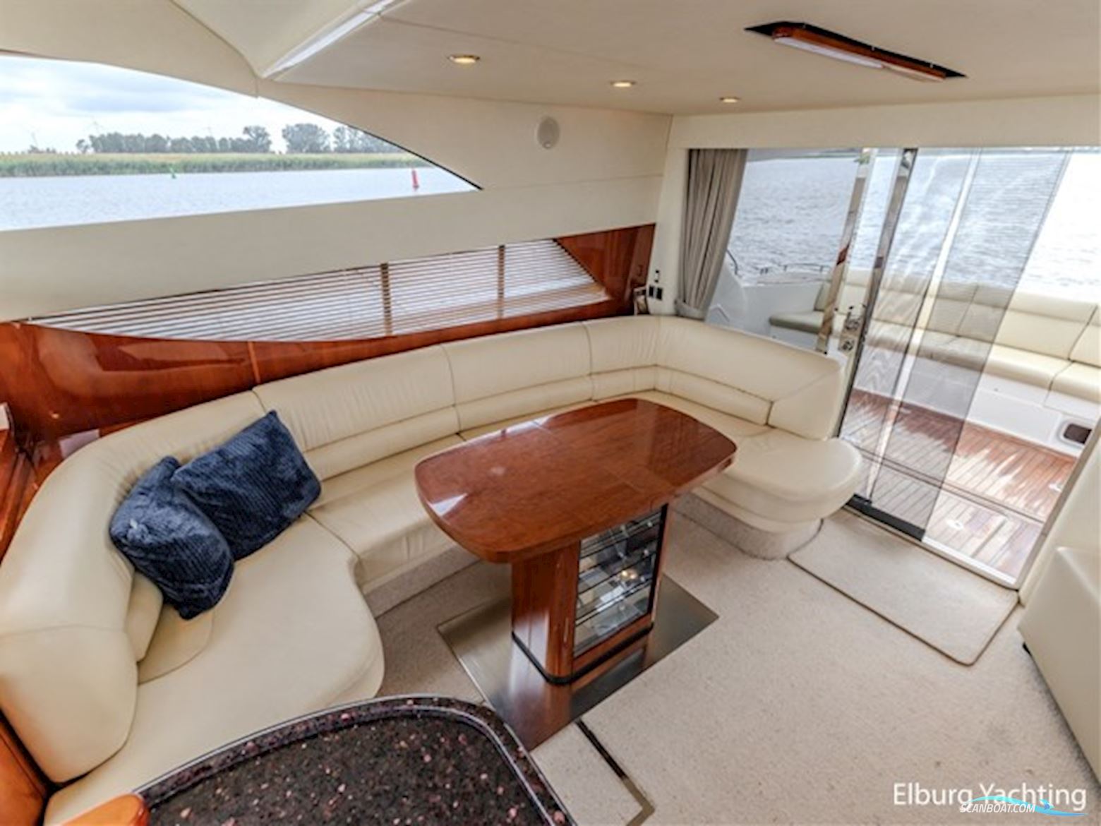 Fairline Phantom 50 - Flybridge 