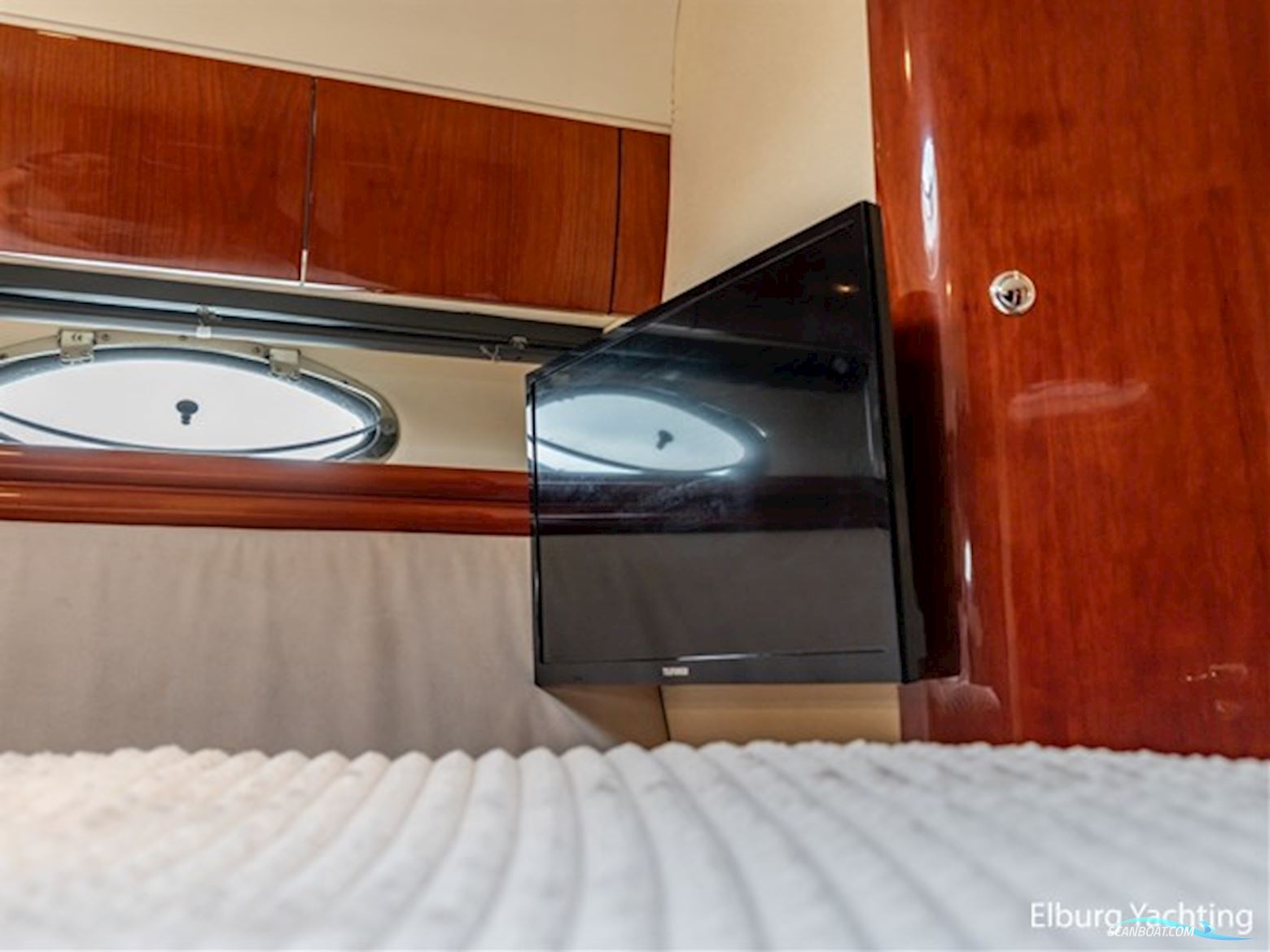 Fairline Phantom 50 - Flybridge 