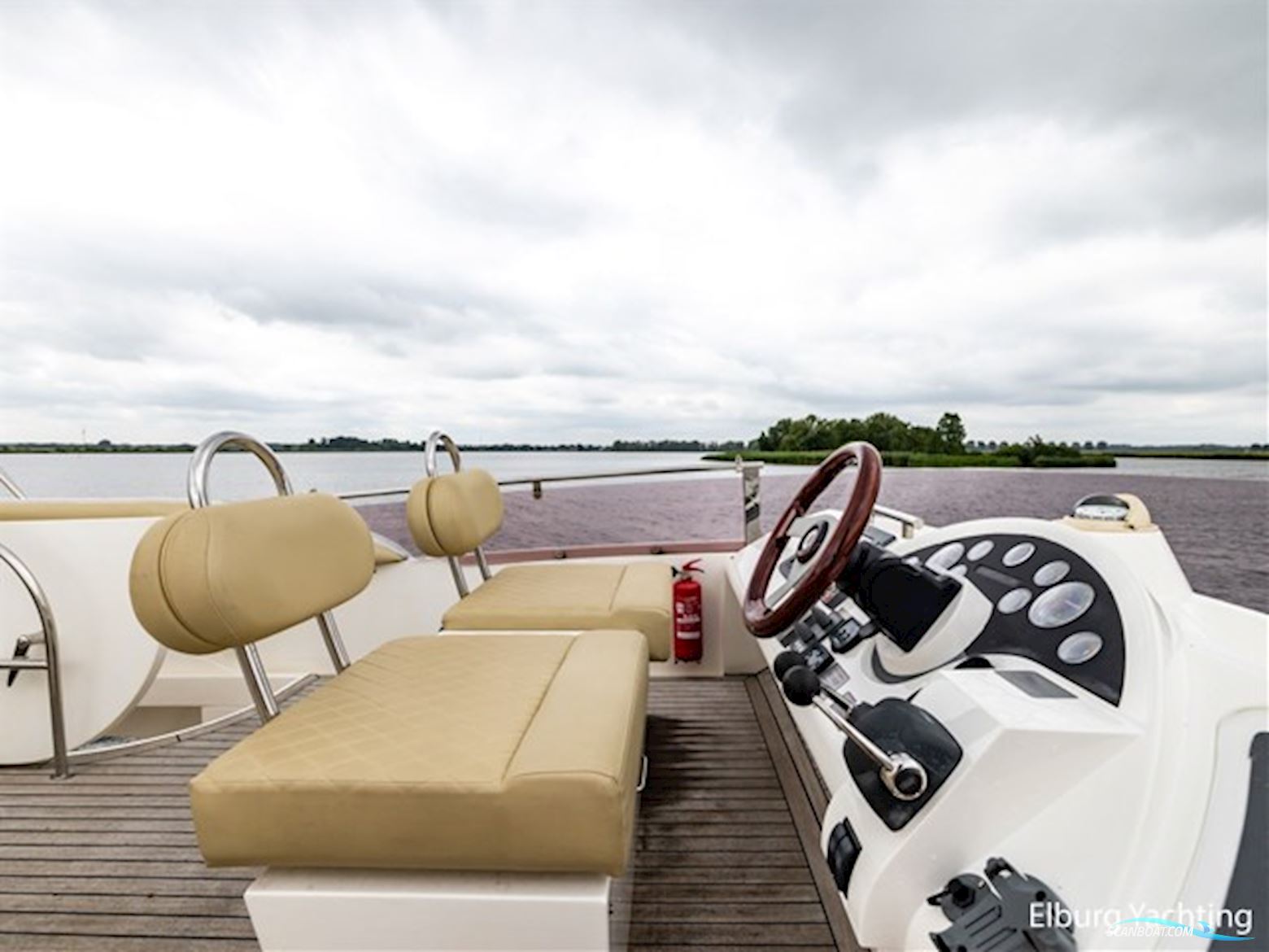 Fairline Phantom 50 - Flybridge 