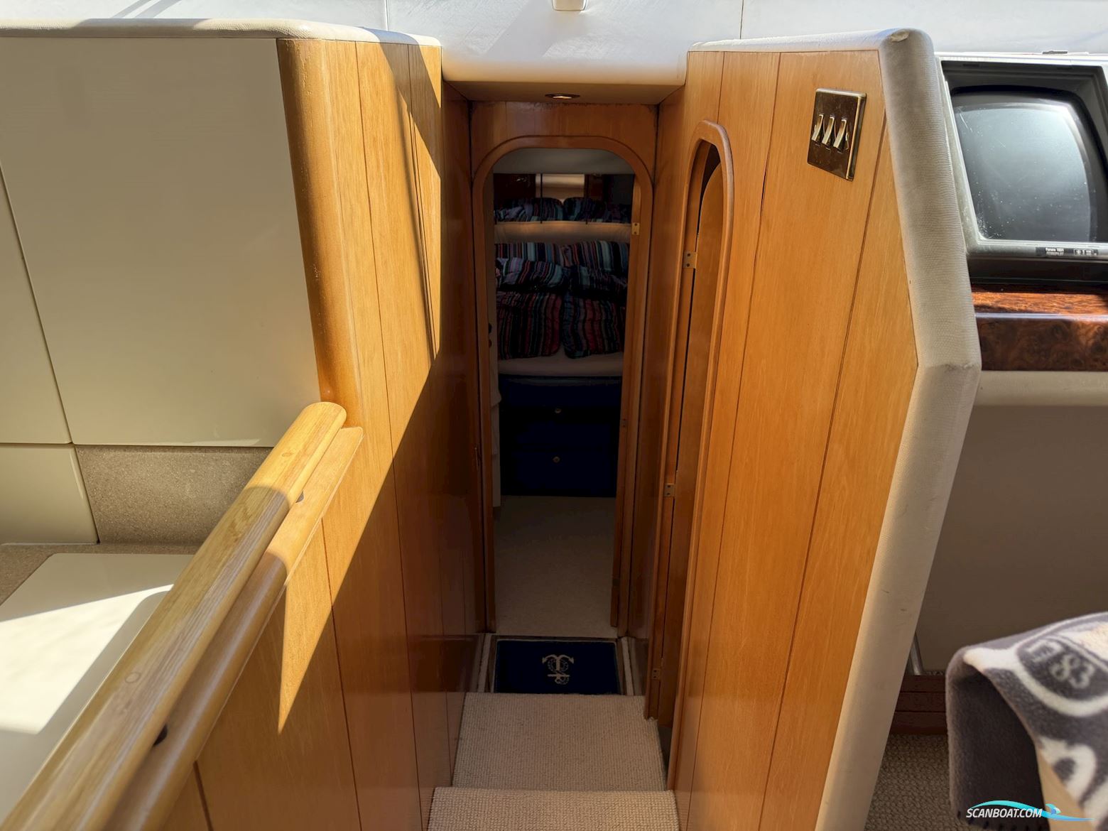 Fairline Squadron 43